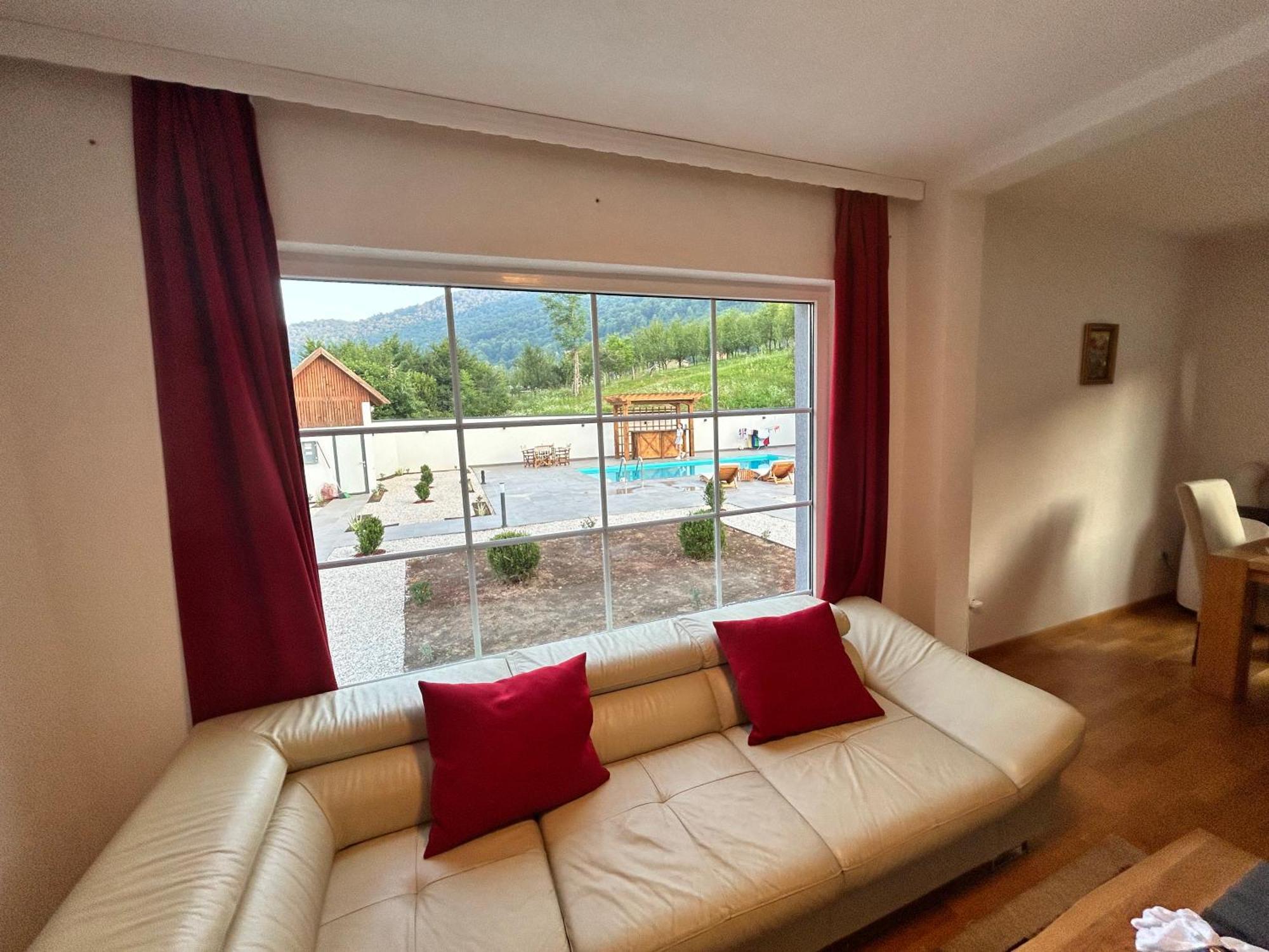 Romantic Lodge Banja Luka Ngoại thất bức ảnh