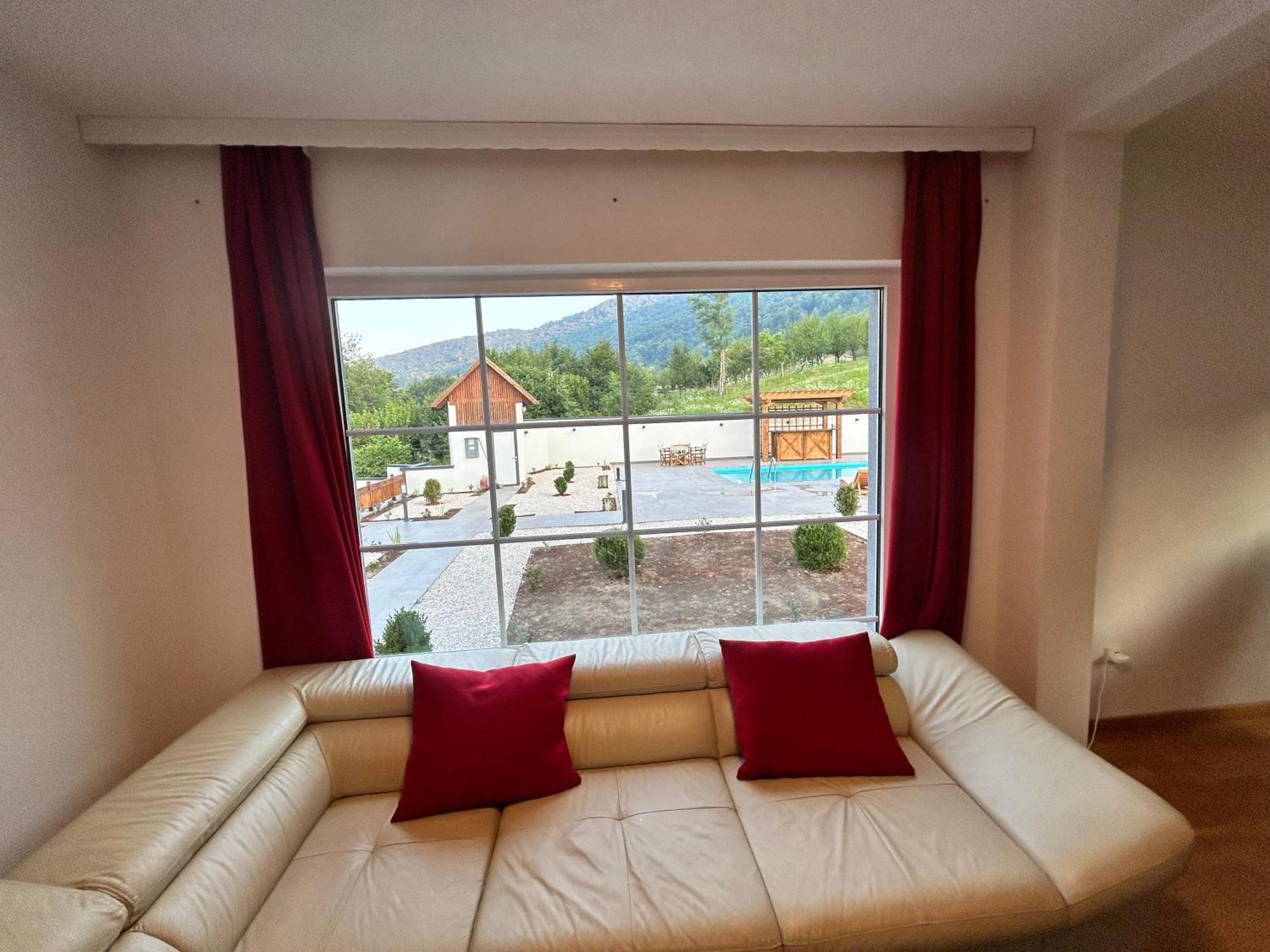 Romantic Lodge Banja Luka Ngoại thất bức ảnh
