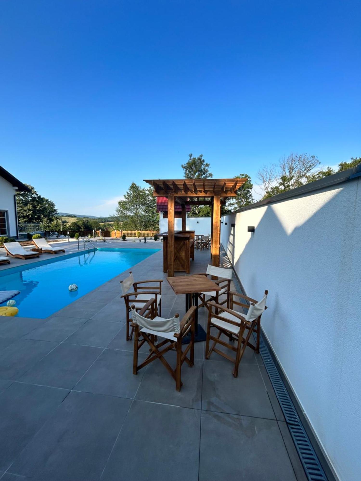 Romantic Lodge Banja Luka Ngoại thất bức ảnh