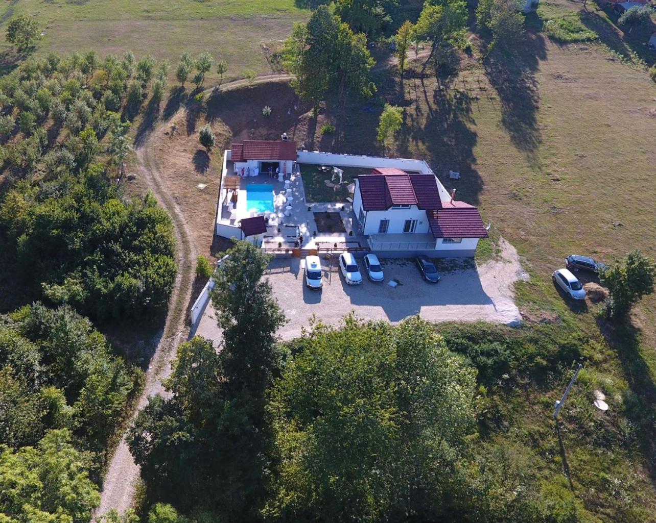 Romantic Lodge Banja Luka Ngoại thất bức ảnh