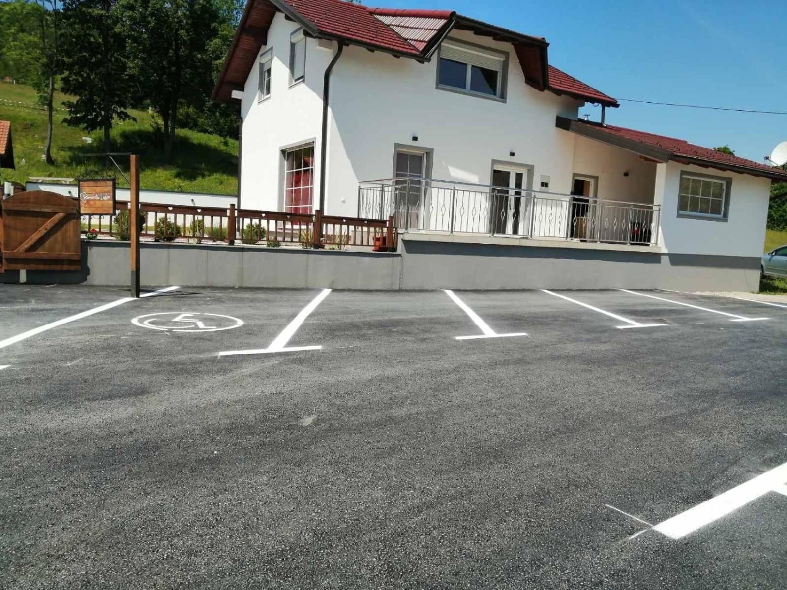 Romantic Lodge Banja Luka Ngoại thất bức ảnh